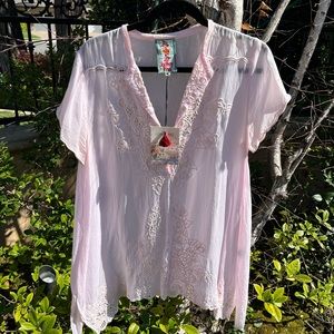 Johnny Was! Short sleeve Blouse.